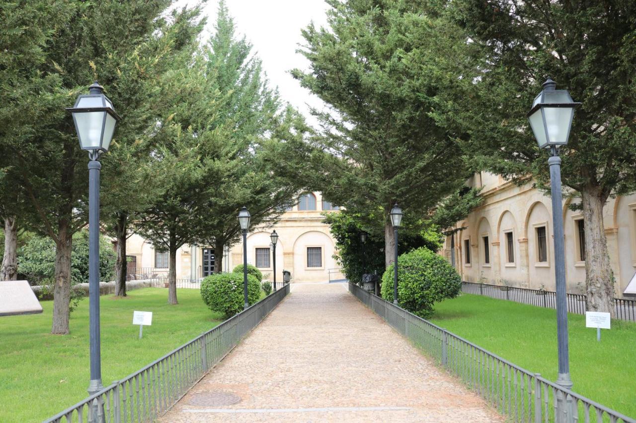 Hotel Monasterio De Tejeda Garaballa ภายนอก รูปภาพ