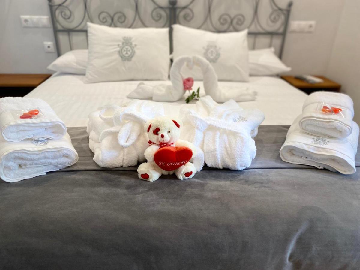 Hotel Monasterio De Tejeda Garaballa ภายนอก รูปภาพ