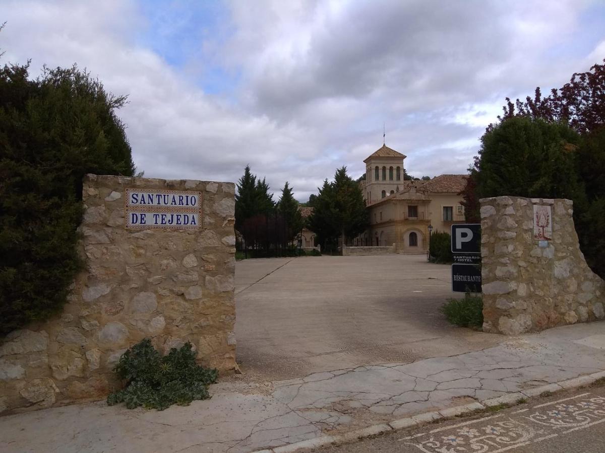 Hotel Monasterio De Tejeda Garaballa ภายนอก รูปภาพ